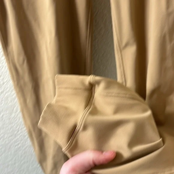 Lululemon On the Fly Jogger 25" *Luxtreme - Picture 5 of 8